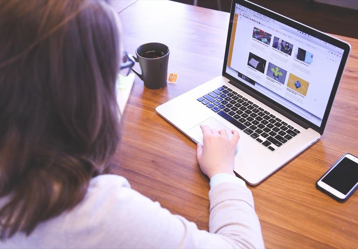 Building a resume on a laptop